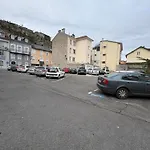 Au Pied Du Chateau Appartement *