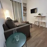Au Pied Du Chateau Apartment *