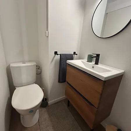 Au Pied Du Chateau Apartament *